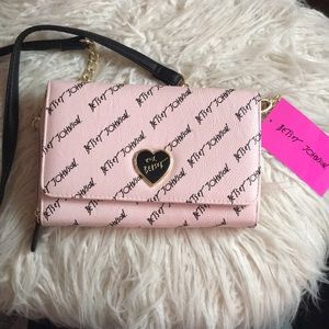 🌸Betsey Johnson clutch cross body!